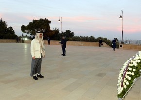 President of United Arab Emirates pays respect to Azerbaijani martyrs