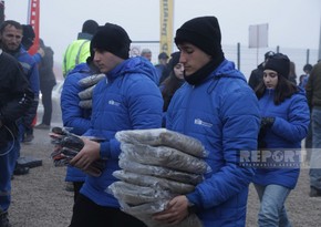 Participants of protest rally on Khankandi-Lachin road provided with warm clothes - VIDEO