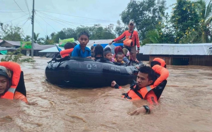 В результате оползней и наводнений на Филиппинах погиб 31 человек
