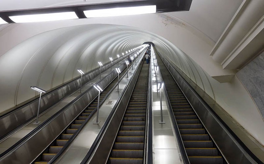 Bakı Metropoliteni Xətai”də sərnişinin eskalatoru dayandırmasının səbəblərini araşdırır