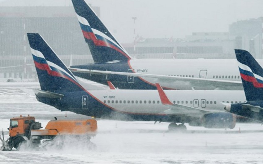 Moskva aeroportlarında 50-dən çox reys təxirə salınıb