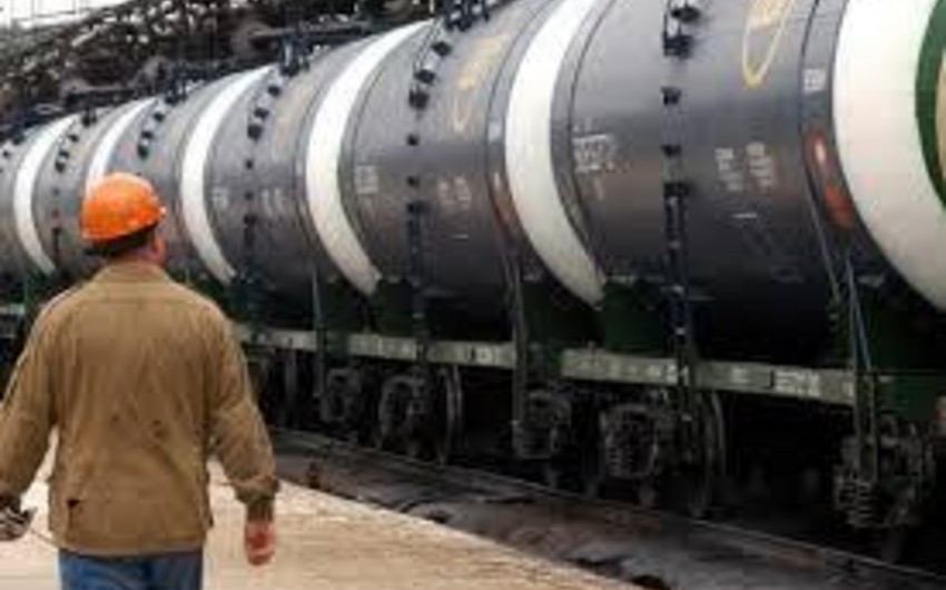 Rusiya bir sıra şirkətlərə neft satmağı dayandıra bilər