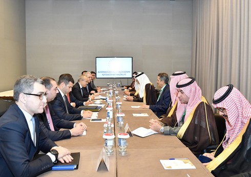 Азербайджан обсудил расширение экономического сотрудничества с Саудовской Аравией