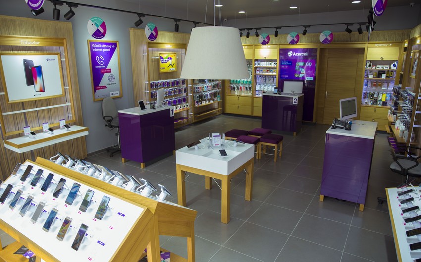 Azercell открыл эксклюзивный магазин в Агджабеди