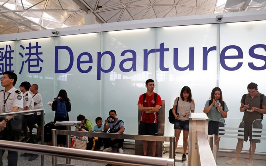 Все авиарейсы из аэропорта Гонконга отменены из-за протестов