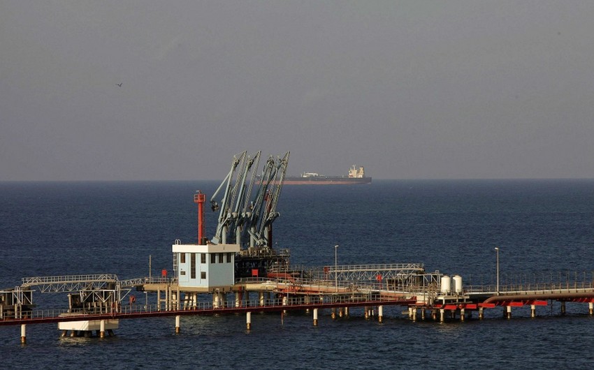 Exports from Libya's Hariga oil port stop as crude supply dries up, say engineers