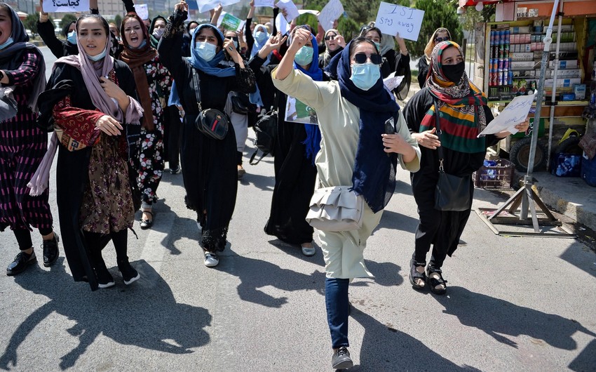 Афганские женщины провели акцию протеста в Кабуле
