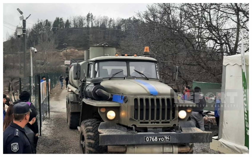 Total of 69 vehicles of Russian peacekeepers move freely on Khankandi-Lachin road