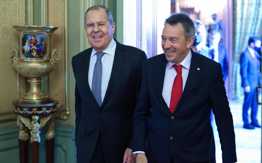 Lavrov və BQXK prezidenti Ukraynada humanitar problemləri müzakirə ediblər