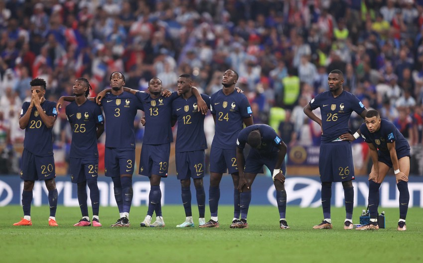 Темнокожие футболисты сборной Франции подверглись травле после поражения на ЧМ