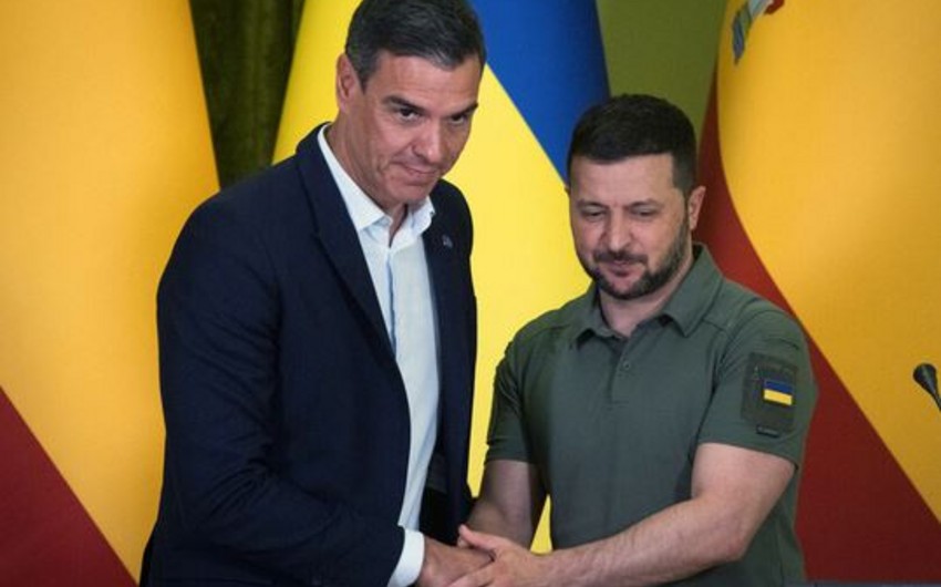 Ukraine’s Zelenskyy in Madrid for talks with Spanish leadership