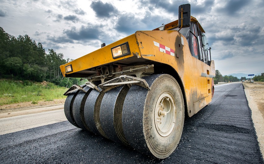 Президент выделил 1,7 млн манатов на реконструкцию дорог в Ясамале