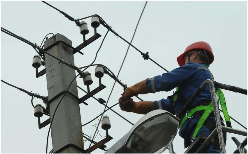 Salyanda elektrik şəbəkəsinin əməkdaşını cərəyan vurub