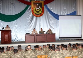 Azərbaycan Ordusunda zabitlər və psixoloqlarla toplantı keçirilib
