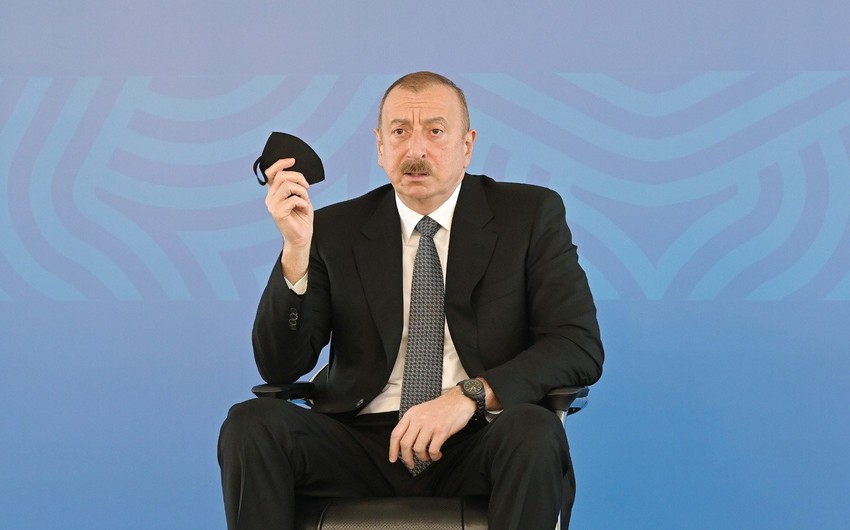 Azərbaycan Prezidenti əhalini maskadan istifadə etməyə çağırdı