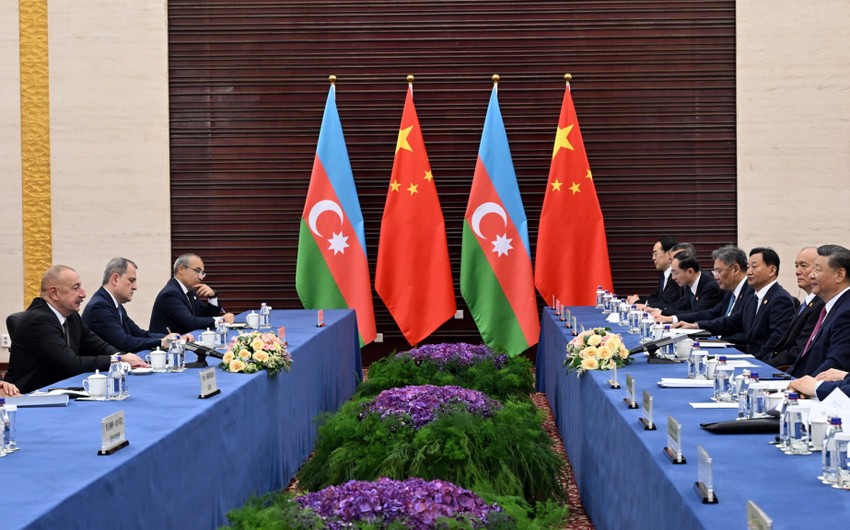 Азербайджан и Китай создадут рабочую группу по инвестиционному сотрудничеству