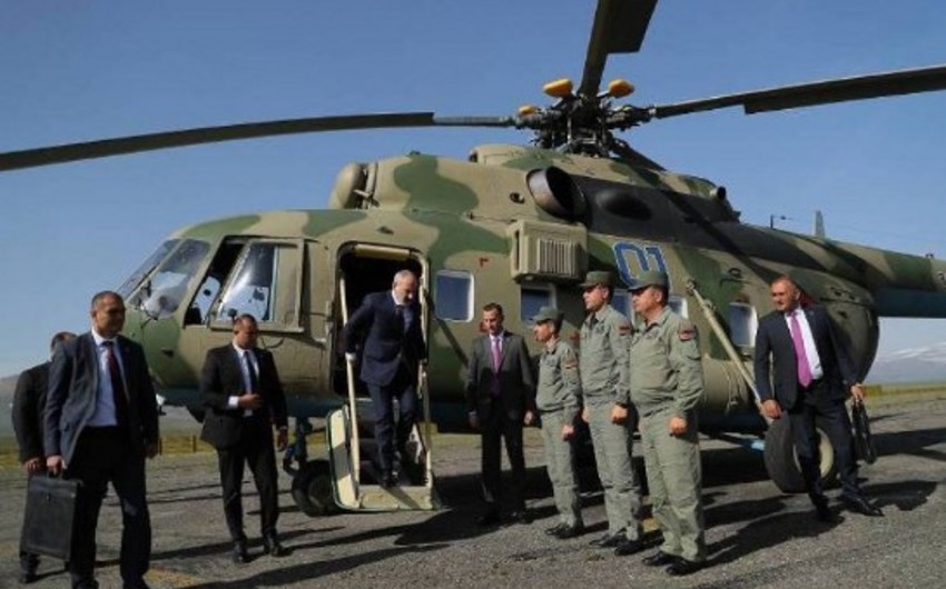 Pashinyan’s helicopter makes emergency landing at Vanadzor stadium