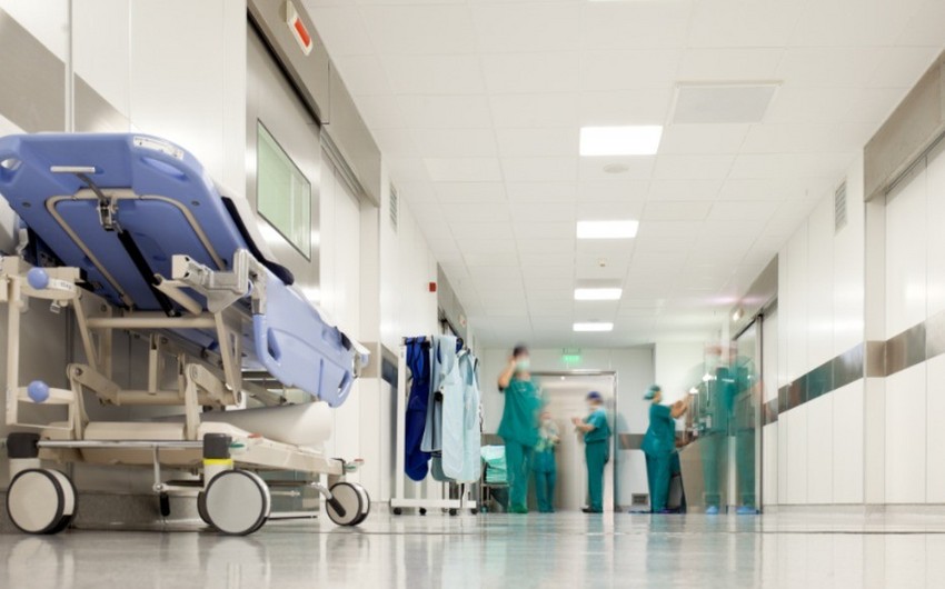 В Азербайджане некоторые больницы опустошены для приема инфицированных