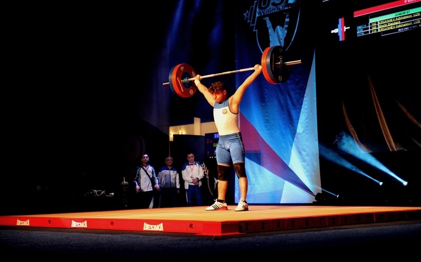 Azərbaycan idmançısı yeniyetmə ağır atletlər arasında dünya birinciliyində bürünc medal qazanıb - FOTO