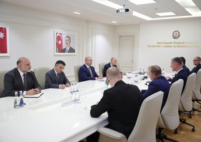 Анар Гулиев провел встречу с министром архитектуры и строительства Беларуси