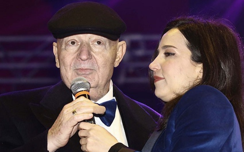 ​Известный турецкий певец Каяхан помещен в реанимацию