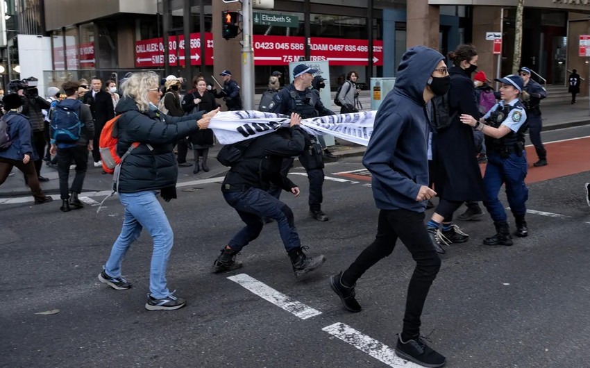 В ходе акций протеста в Сиднее полиция арестовала 11 митингующих