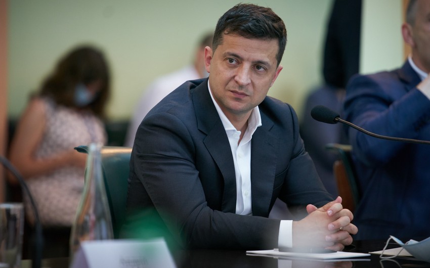 Zelensky says Ukraine's borders won't change