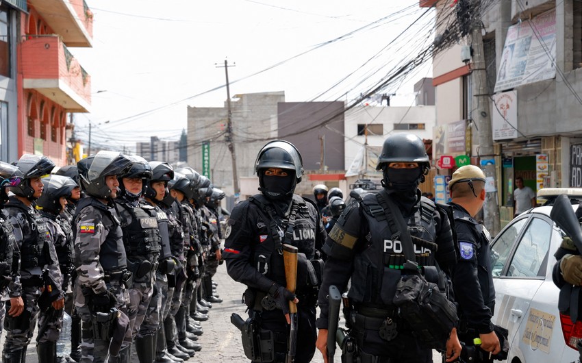 В Эквадоре объявили ЧП в пяти провинциях для борьбы с преступностью