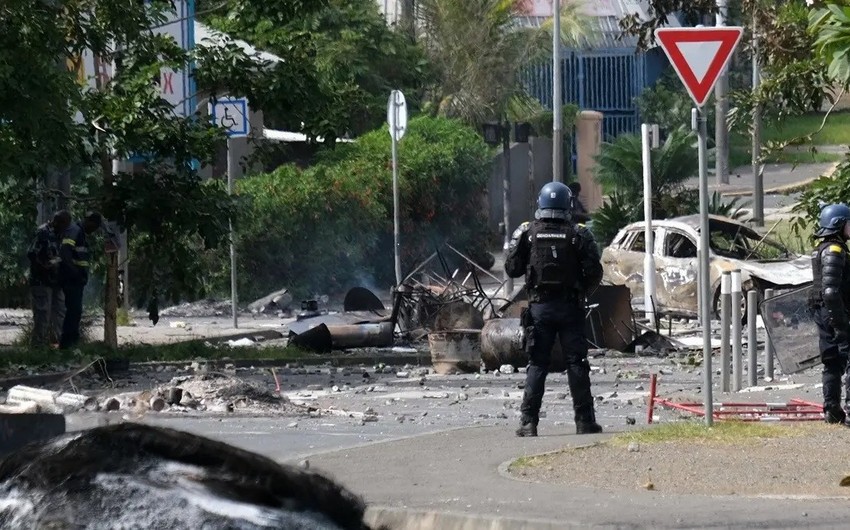 Число погибших в ходе беспорядков в Новой Каледонии возросло до шести