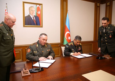Между Азербайджаном и Беларусью подписан план военного сотрудничества