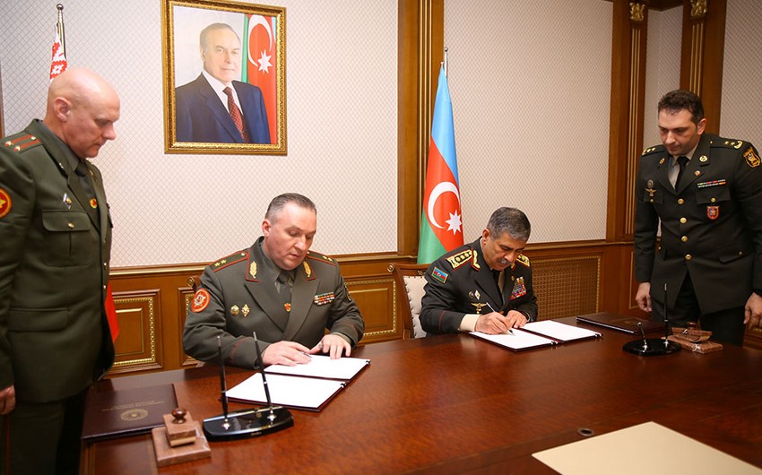 Azərbaycan və Belarus arasında hərbi əməkdaşlığa dair plan imzalanıb