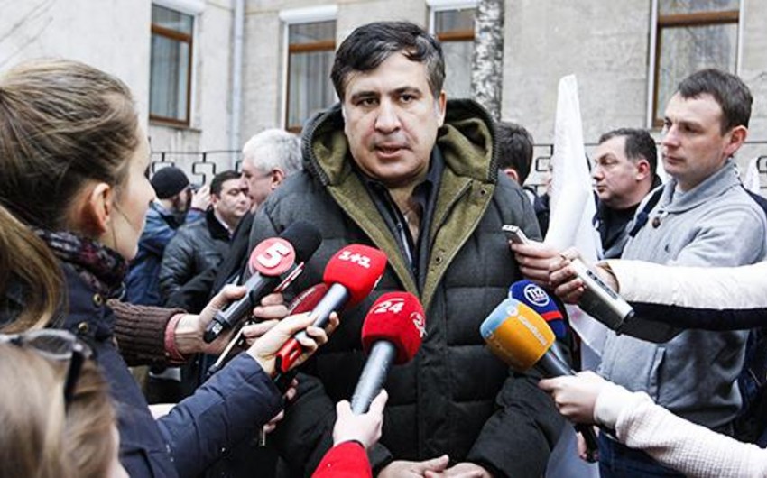 Саакашвили попробует договориться в США о поставках оружия Украине