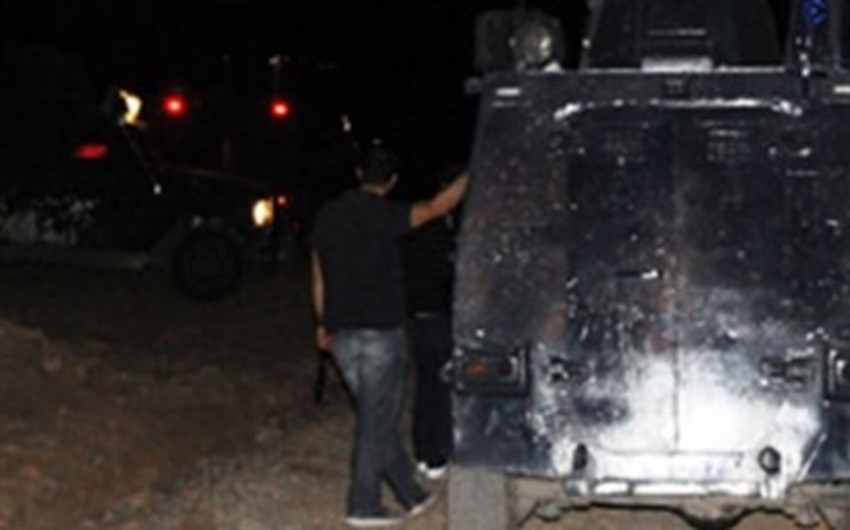 Türkiyədə hərbi konvoya hücum olub: 2 ölü, 4 yaralı