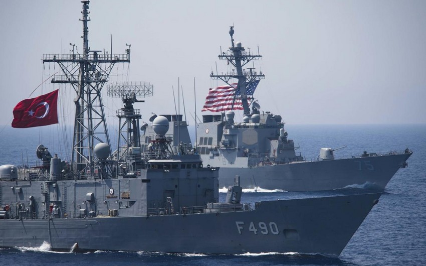 ABŞ hərbi gəmilərini Qara dənizdən çıxarıb