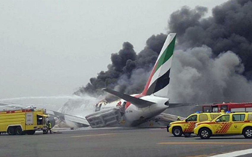 Dubai airport closed after plane crash landing - VIDEO - UPDATED