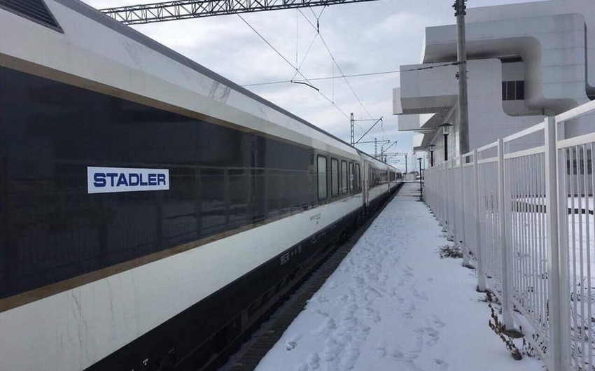 Пассажирский поезд сообщением Баку-Тбилиси-Карс тестируется в Грузии