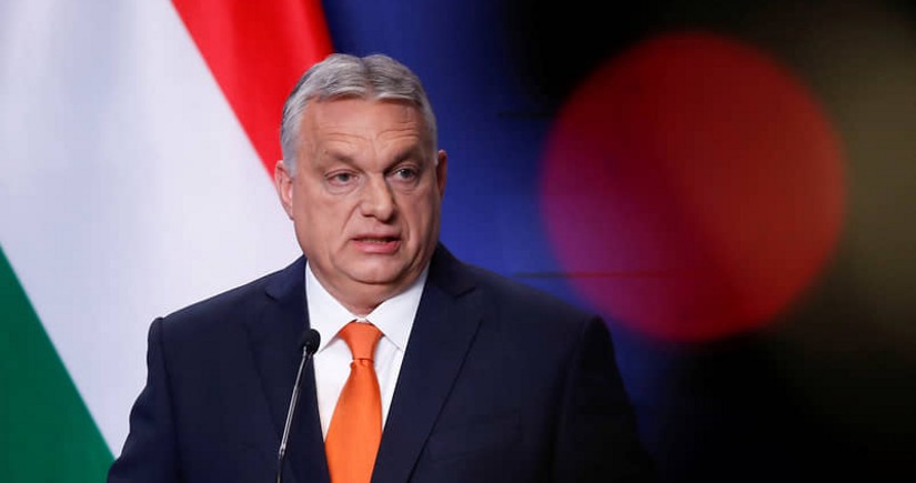 Hungarian PM says he arrives in Moscow to continue 'peace mission'