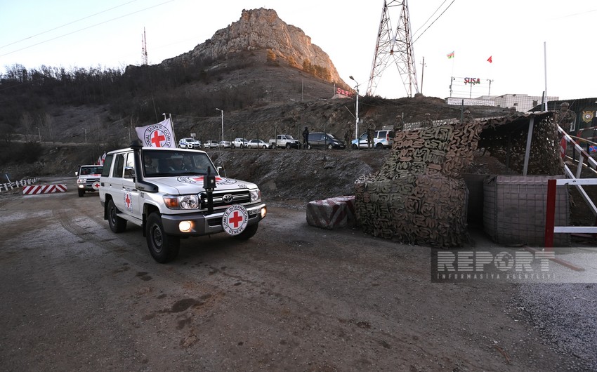 Three patients in critical condition evacuated to Armenia through Khankandi-Lachin road 