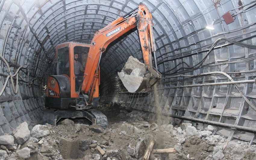 “Cəfər Cabbarlı-Xətai” stansiyalarında yeni tunel yolu qurulur