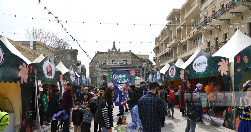 Bakıda Novruz şənliyi və bahar havası - FOTOREPORTAJ