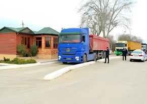 Yol polisi yükdaşıma fəaliyyəti göstərən şəxslərə müraciət edib