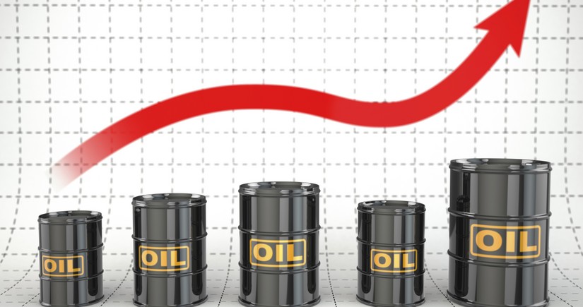 Price of Azerbaijani oil rising slightly