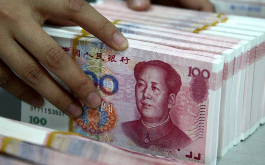​Курс юаня упал до пятилетнего минимума