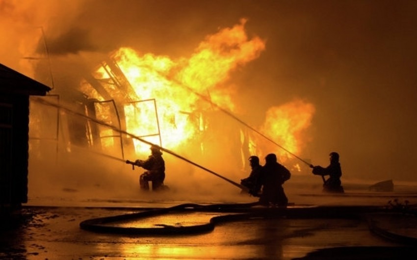 По меньшей мере 11 человек погибли при пожаре в Катаре