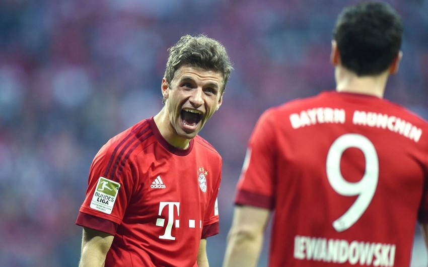 Thomas Müller re-sign with Bayern Munich