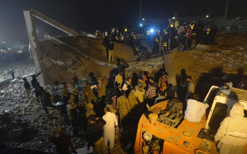 Plant collapse kills at least 18 people in Pakistan