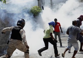 На Гаити во время массового побега заключенных погибли 10 человек