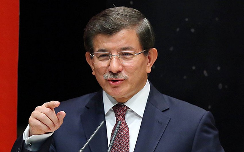 Davutoglu: While Turkey is there, Azerbaijani borders will not have difficulties