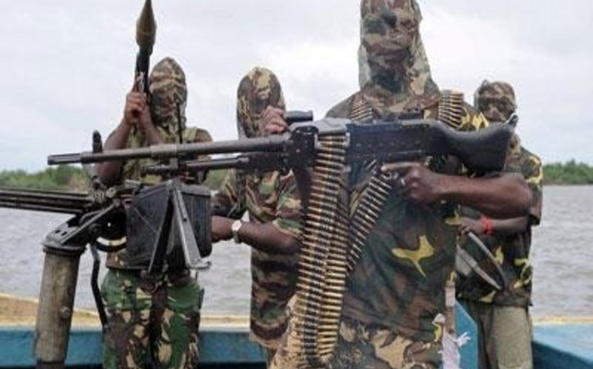 Militant attack deals a blow to Nigeria's oil production