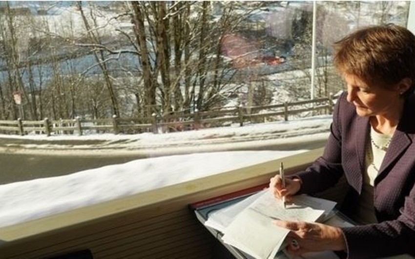 Президент Швейцарии пригласила на свой юбилей всех сограждан-ровесников